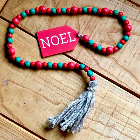 Christmas Noel Red Green Wood Bead Garland Twine Tassel Rustic Farmhouse Decor - Picture 1 of 2